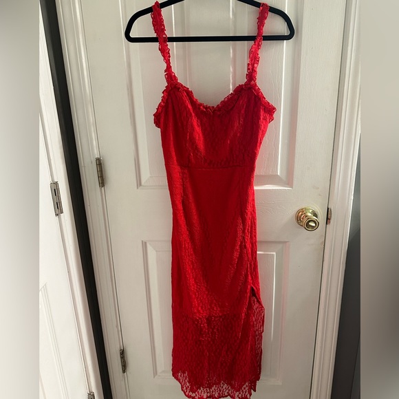 Heartbreaker red lace dress NWT - Picture 3 of 7